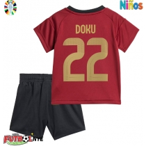 Camiseta Bélgica Jeremy Doku #22 Primera Equipación para niños Eurocopa 2024 manga corta (+ pantalones cortos)